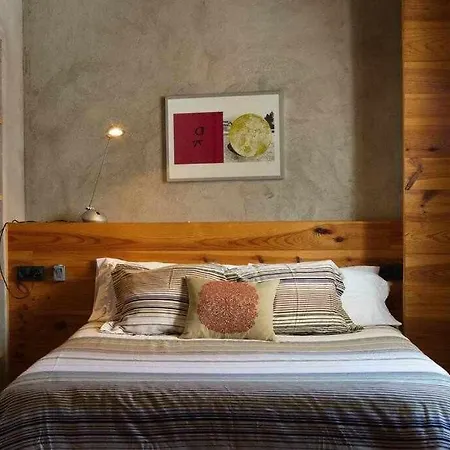 Sleep & Artistico Loft Sant Daniel * Girona