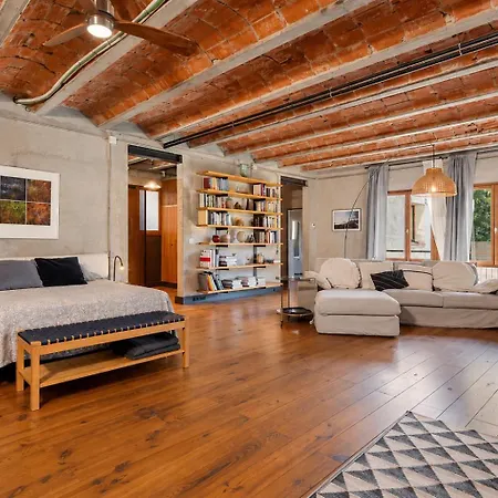 Sleep & Artistico Loft Sant Daniel * Gerona